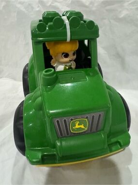 MEGA BLOKS John Deere Toddler Building Blocks